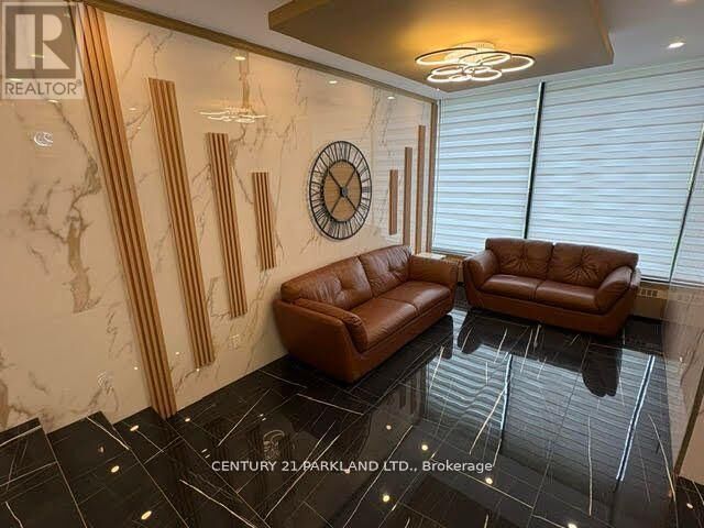Property Photo:  10 Sunny Glen Way 701  ON M3C 2Z3 