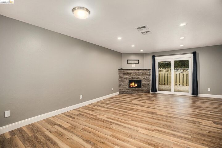 Property Photo:  358 Eastgate Ln  CA 94553 