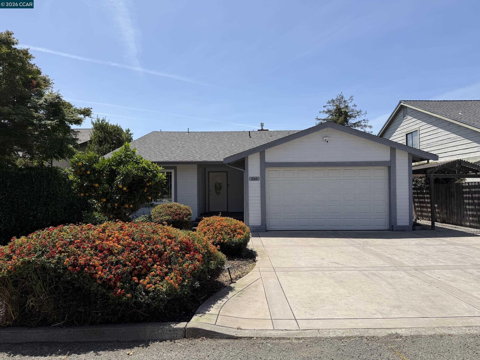 Property Photo:  265 Toledo Ct  CA 94591 