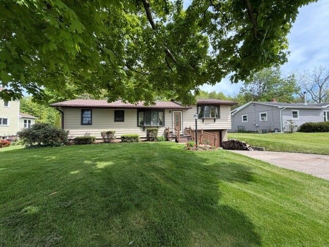 Property Photo:  206 S Main Street  PA 16401 