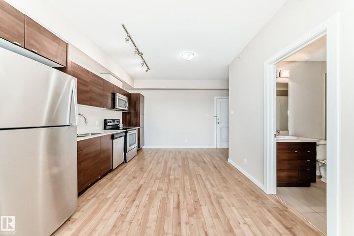 Property Photo:  9519 160 Avenue NW 413  AB T5Z 0N1 