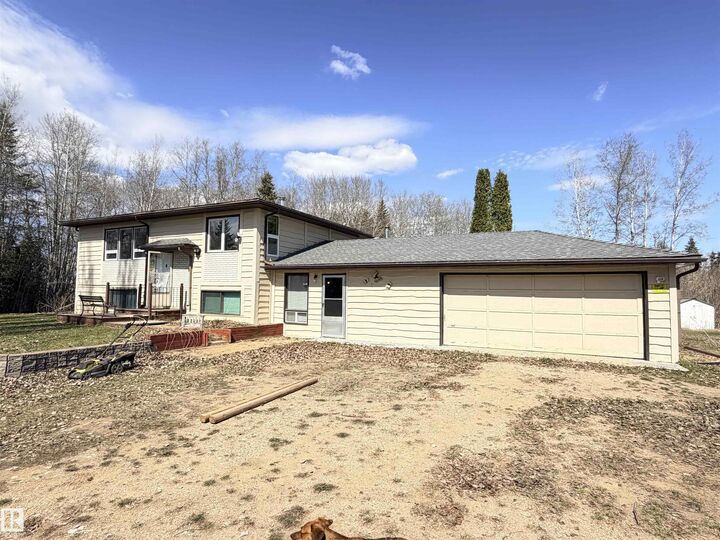 Property Photo:  623043 Rge Road 250  AB T0G 1Z0 