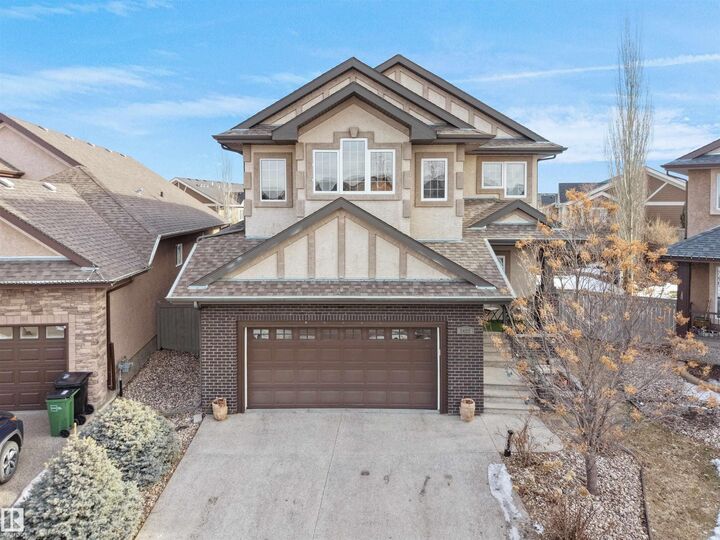 Property Photo:  2422 Warry Place SW  AB T6W 0P1 