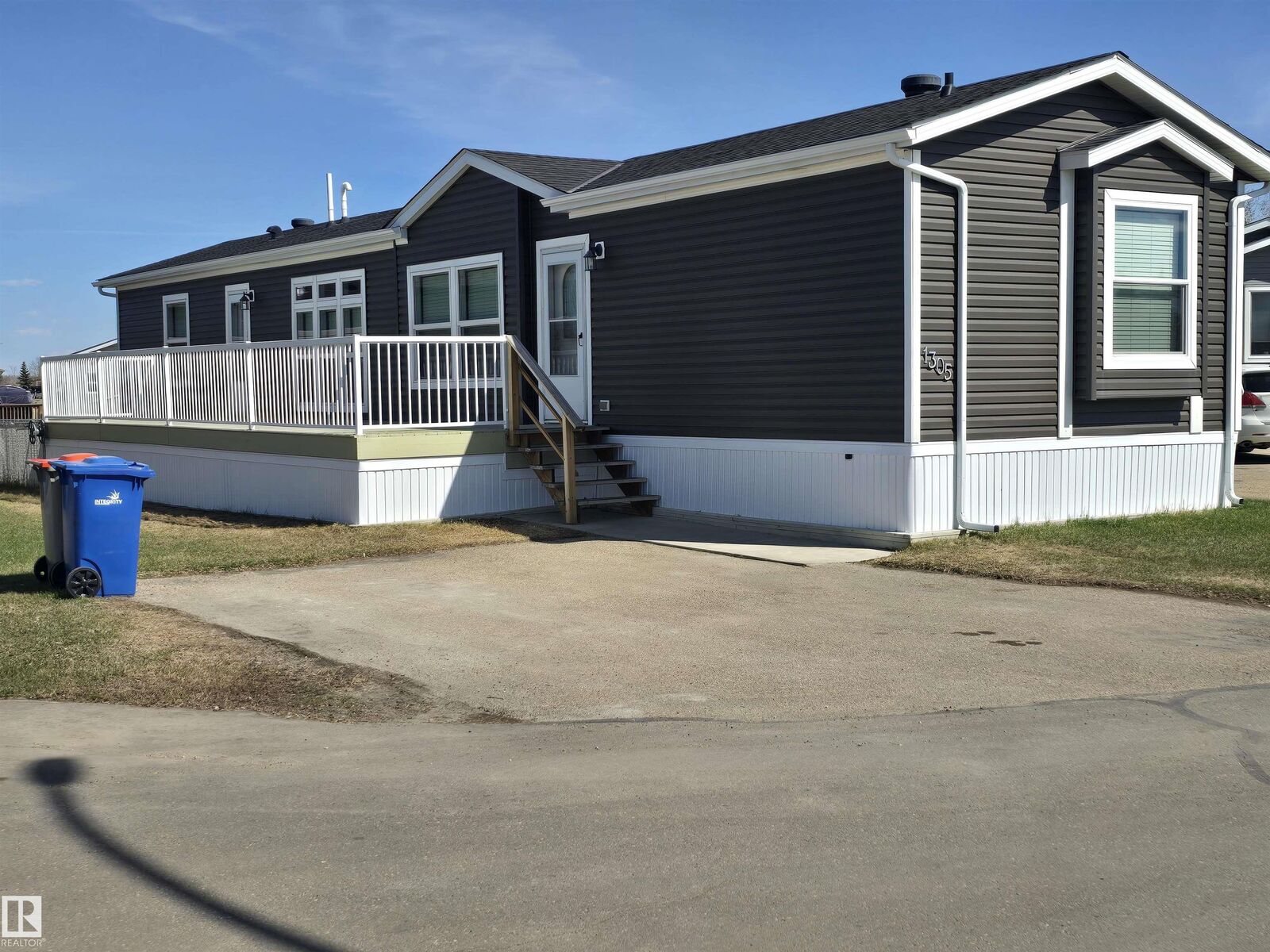 Property Photo:  1305 53222 Range Road 272  AB T7X 4M3 