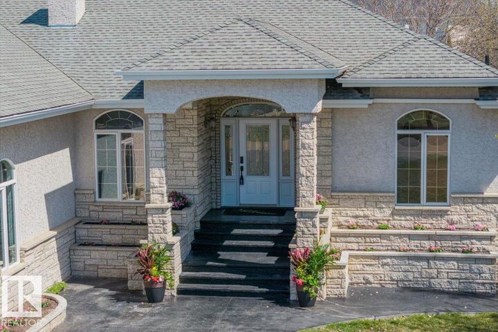 Property Photo:  53302 Rge Road 261 89  AB T7Y 1A7 