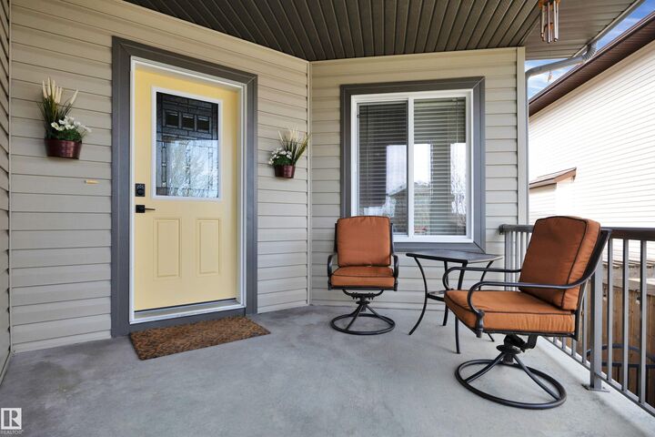 Property Photo:  5710 42 Street  AB T4X 0E7 