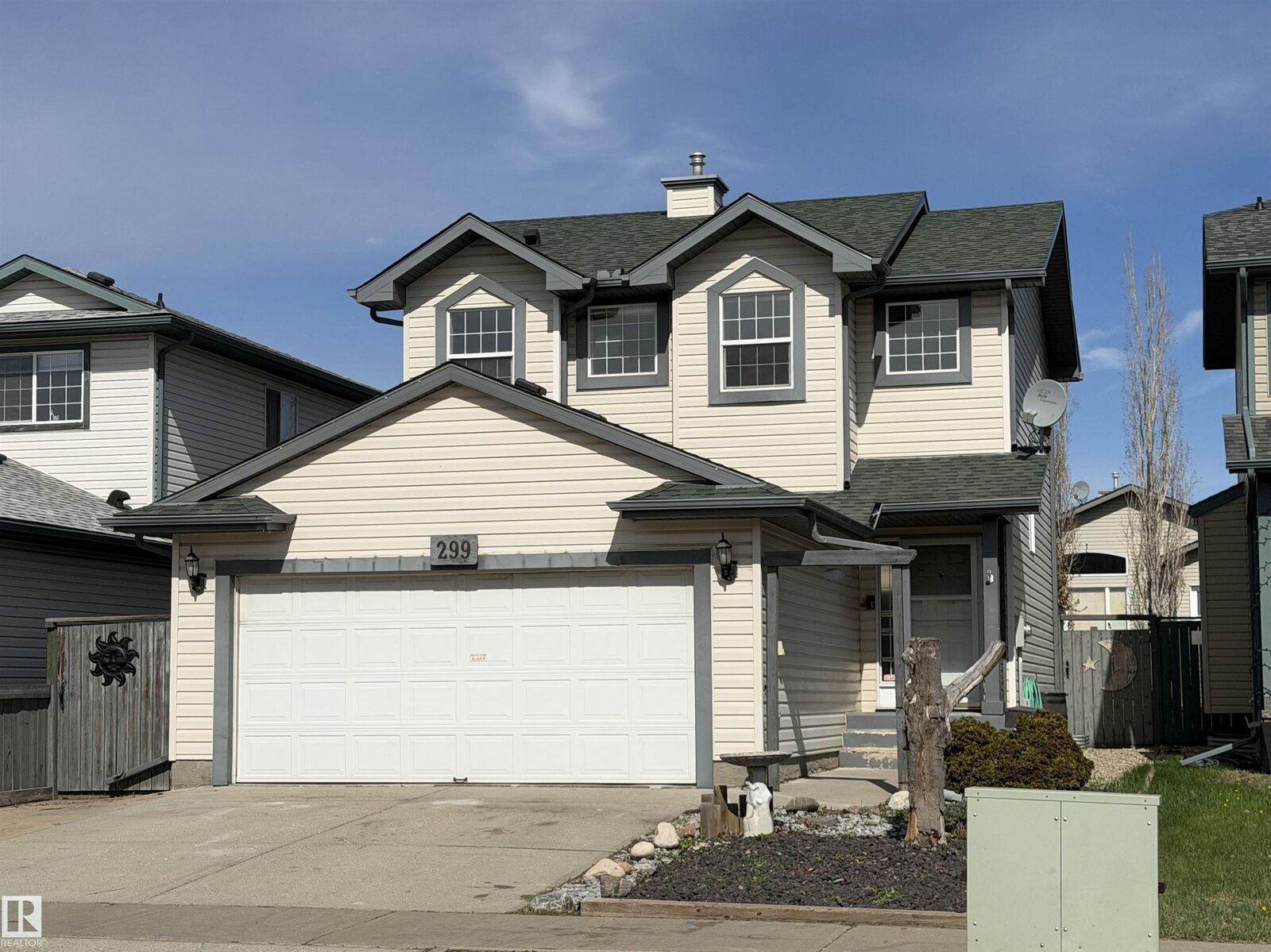 Property Photo:  299 Westwood Point(E)  AB T8L 4N5 