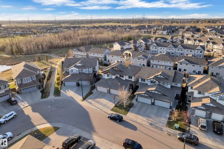 Property Photo: 5520 5 Avenue SW AB T6X 1R9