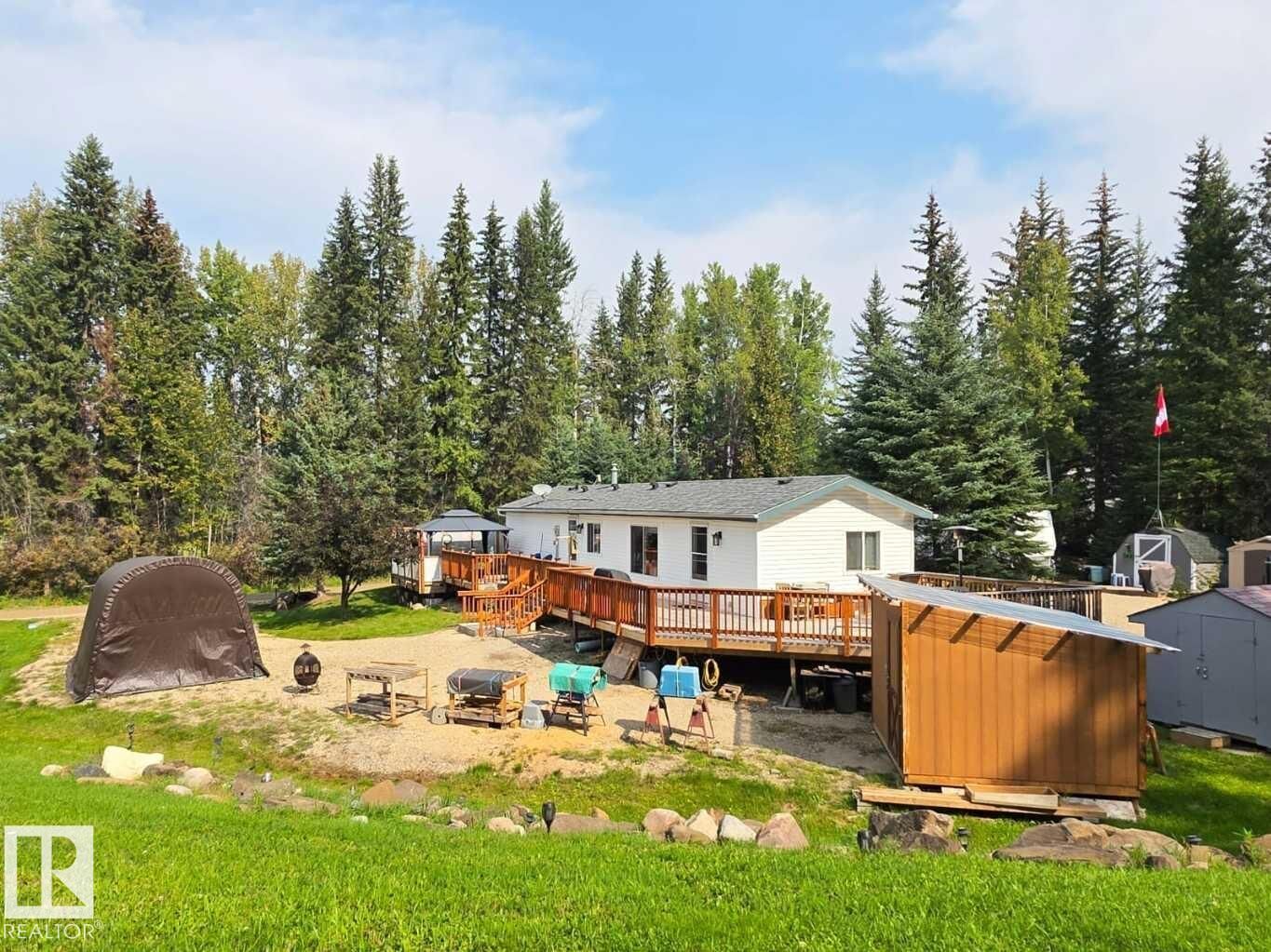 Property Photo:  5429 Twp Road 494 18  AB T0C 1W0 