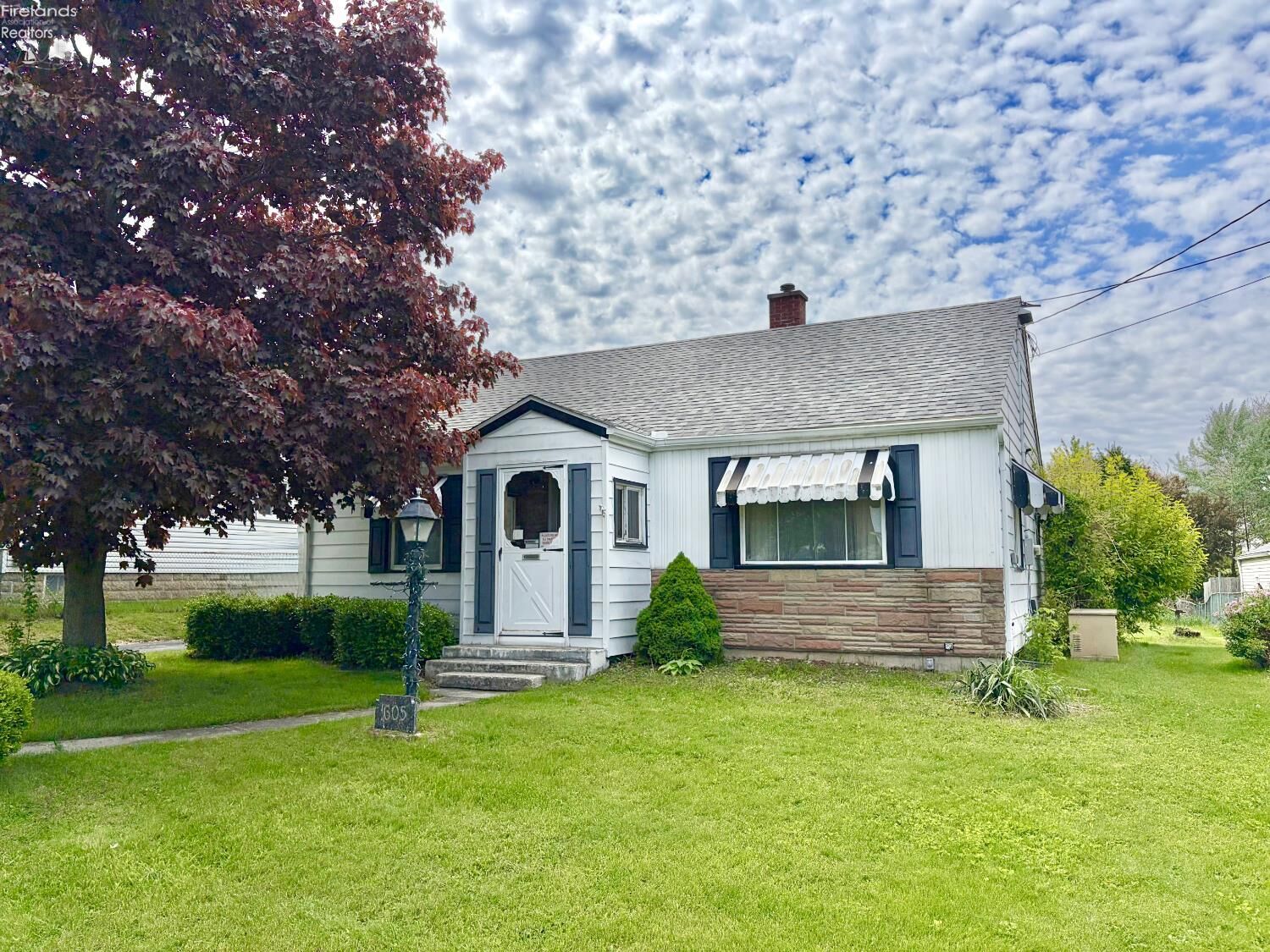 Property Photo:  605 Gardner Street  OH 44811 