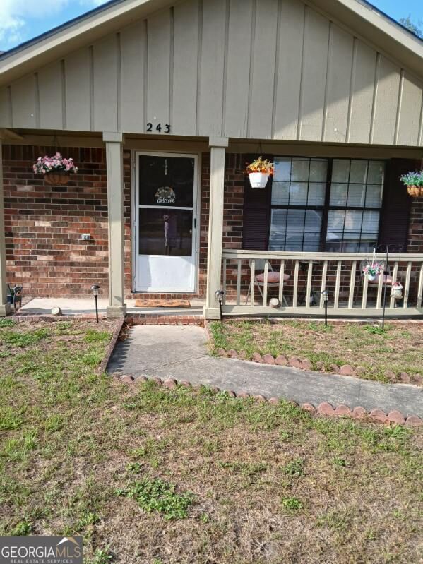 Property Photo:  243 Garden Circle  GA 31313 