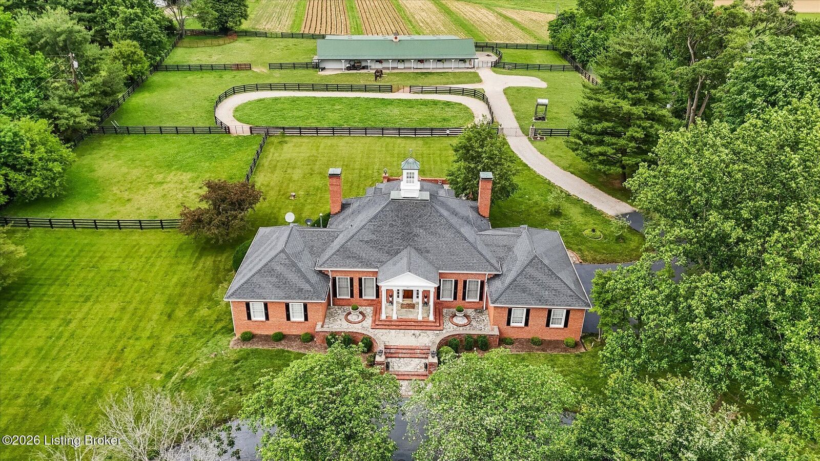 Property Photo: 181 Wedgewood Dr KY 40065