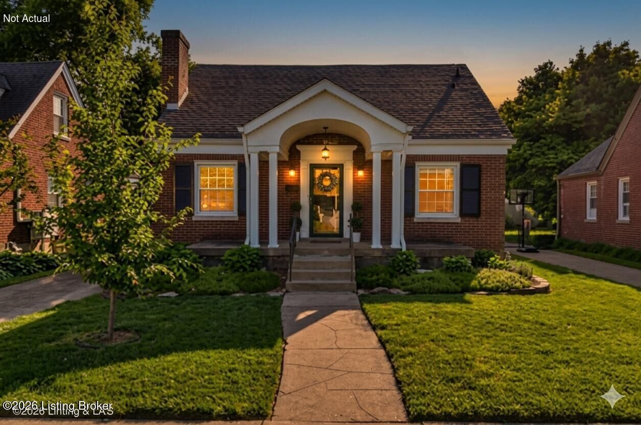 Property Photo:  432 Bauer Ave  KY 40207 