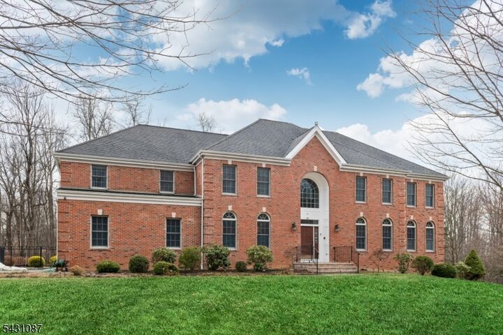 Property Photo:  5 Sherwood Ct  NJ 07869 