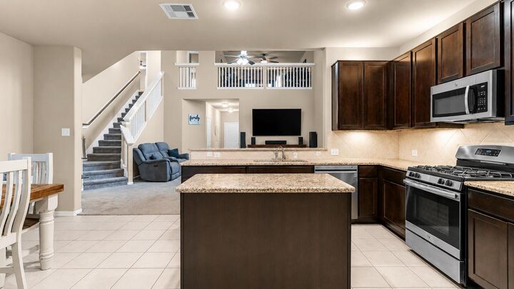 Property Photo:  9903 Wood Wind Court  TX 77521 