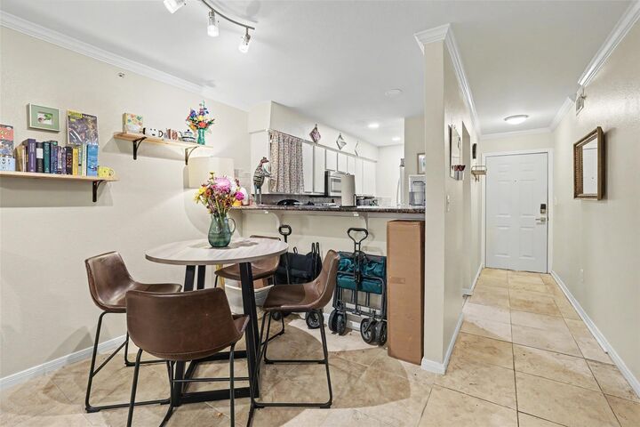 Property Photo:  501 W 26th Street 210  TX 78705 