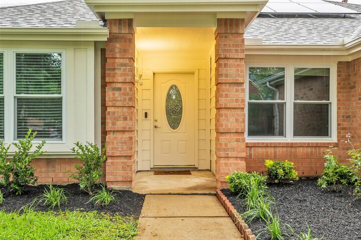 Property Photo:  1823 Cornerstone Place Drive  TX 77450 