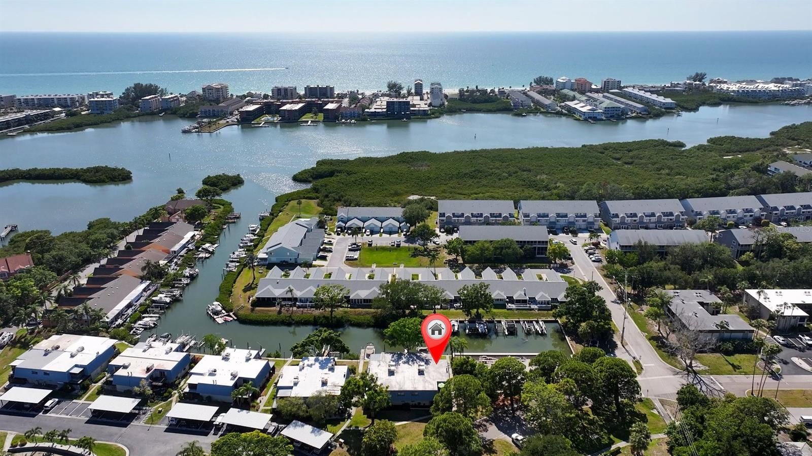 Property Photo:  9476 Tradewinds Avenue 9476  FL 33776 