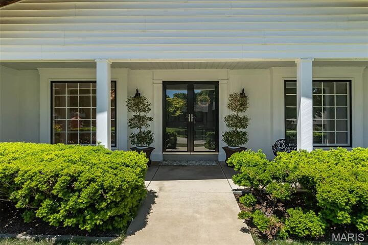 Property Photo:  329 Portico Court  MO 63017 