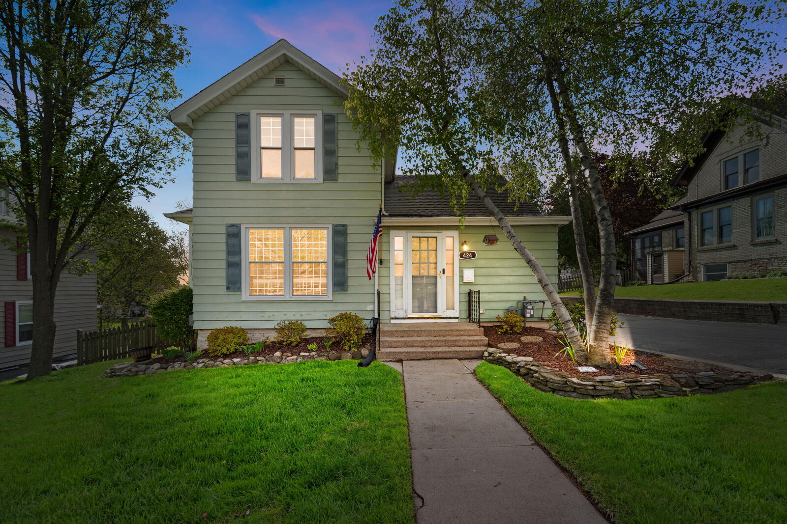 Property Photo:  424 James St  WI 53105 
