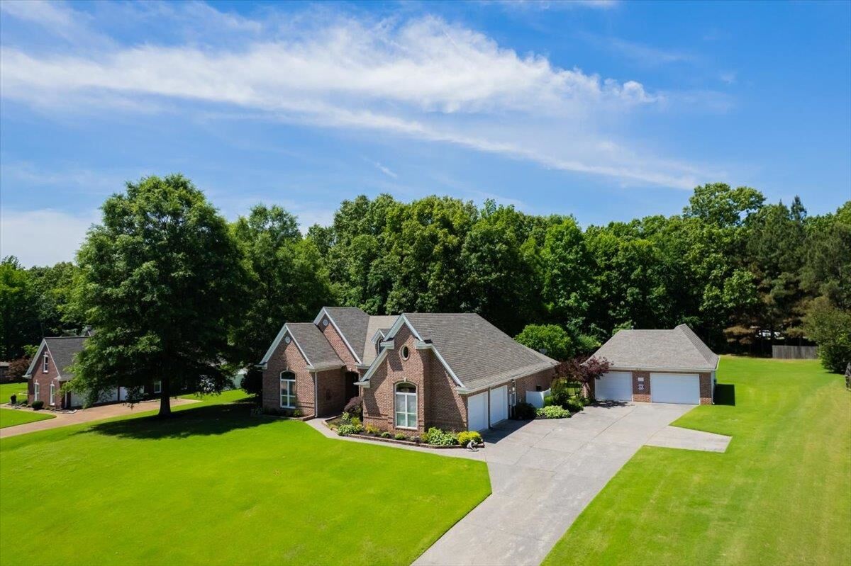 Property Photo:  275 Shady Oaks Dr  TN 38028 