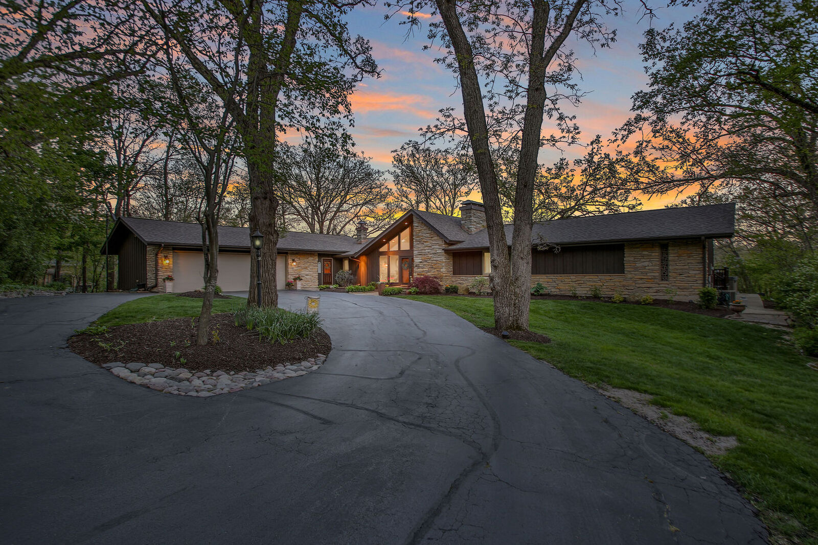 Property Photo:  12304 N Ledges Drive  IL 61073 
