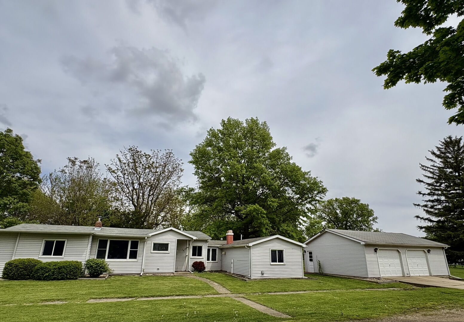 Property Photo: 101 S Sheridan Street IL 61334