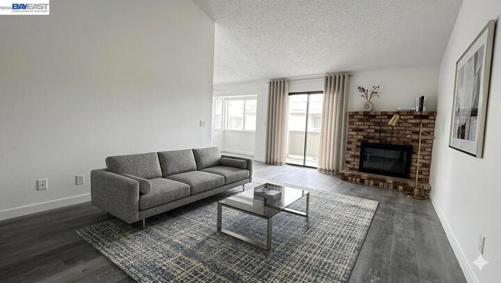 Property Photo:  460 Lisa Ann St  CA 94565 