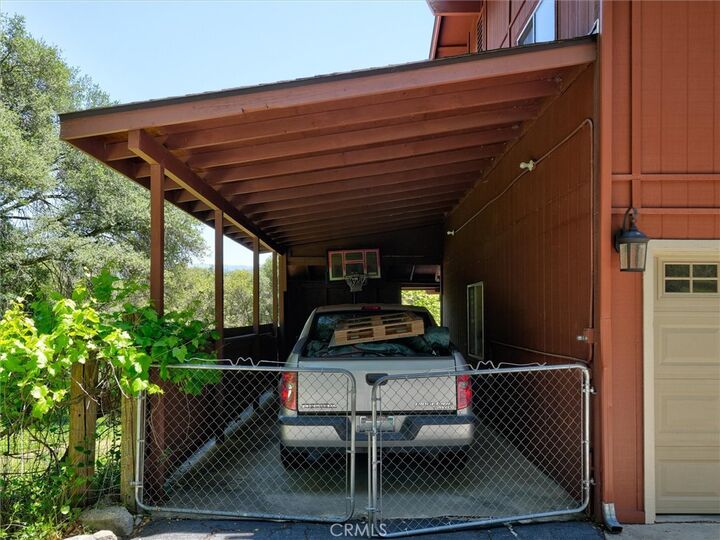 Property Photo:  49628 Stillmeadow  CA 93644 