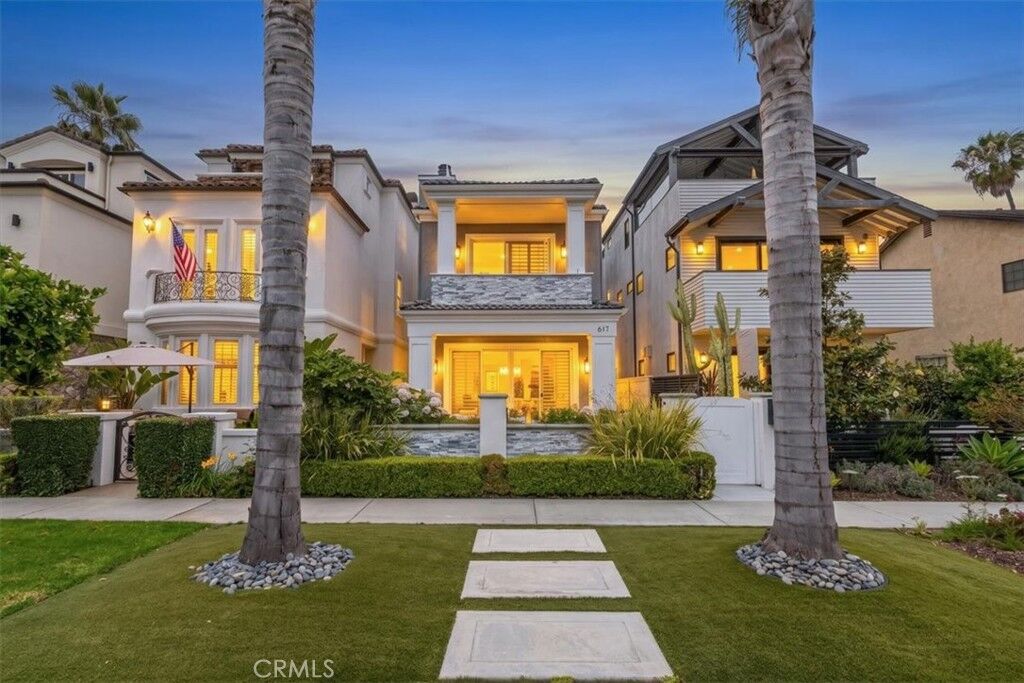 Property Photo:  617 12th  CA 92648 
