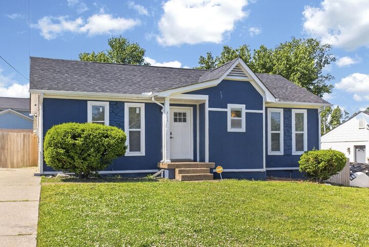 Property Photo:  3153 Towne Village Rd  TN 37013 