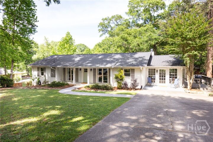 Property Photo: 170 Timberlane Drive GA 30606