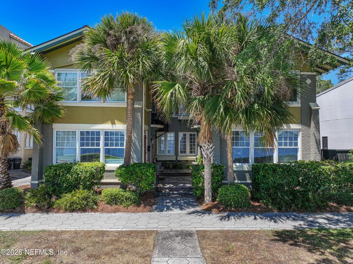 Property Photo: 2117 River Boulevard FL 32204