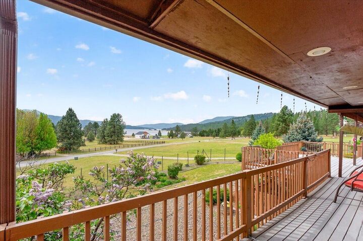 Property Photo:  65 Martin Creek Dr  WA 99141 