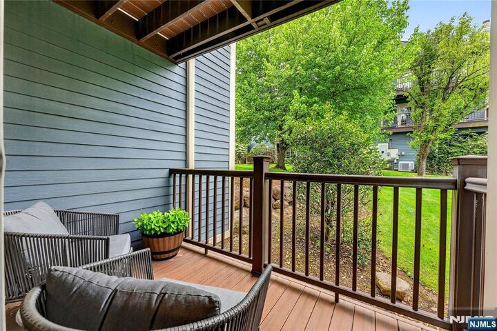 Property Photo:  224 Cambridge Drive  NJ 07446 