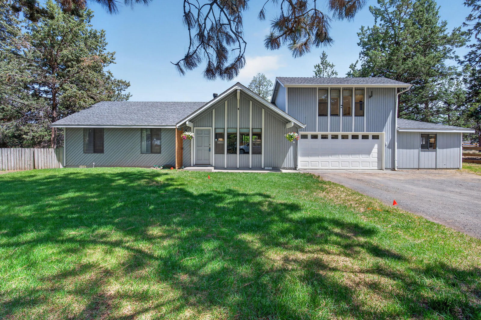 Property Photo:  60866 Brosterhous Road  OR 97702 