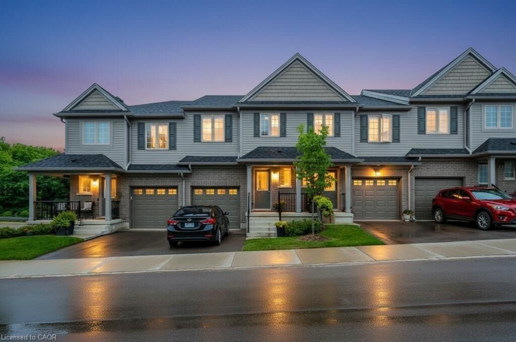 Property Photo:  86 Erbsville Court 15  ON N2T 0C8 