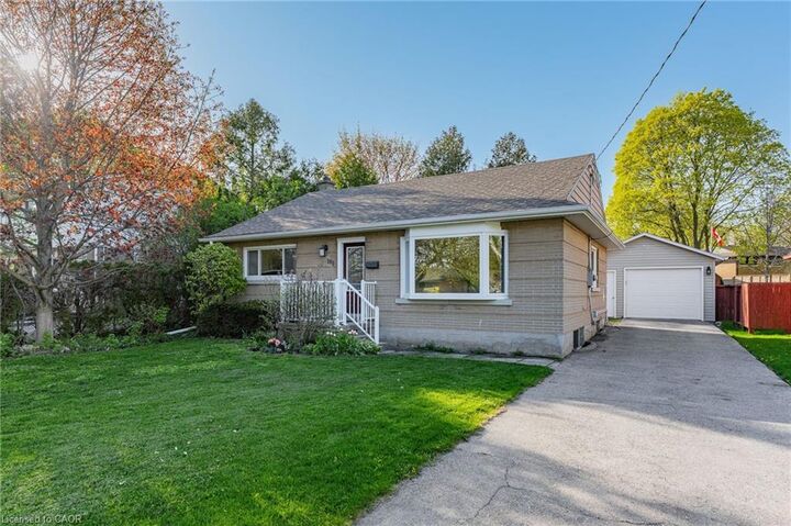 Property Photo:  180 Murdock Avenue  ON N2J 2M5 