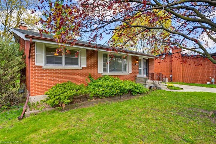 Property Photo:  594 Krug Street  ON N2B 1L7 