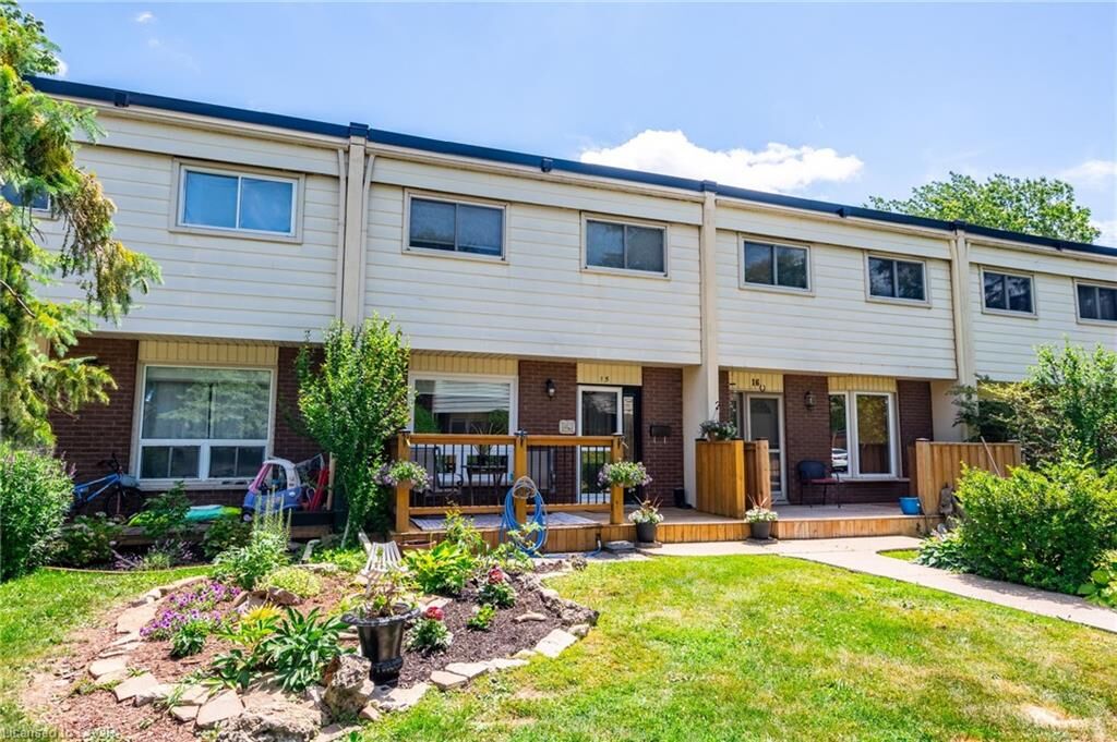 Property Photo:  199 York Road 15  ON L9H 1M9 