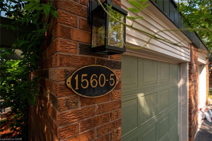 Property Photo:  1560 Kerns Road 5  ON L7P 3A7 