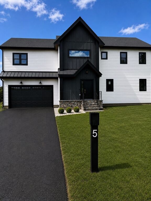 Property Photo:  5 Haven Lane  MA 01778 