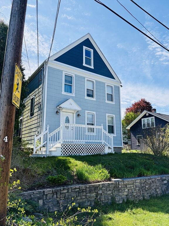 Property Photo:  34 Nineteenth Ave 1  MA 01830 
