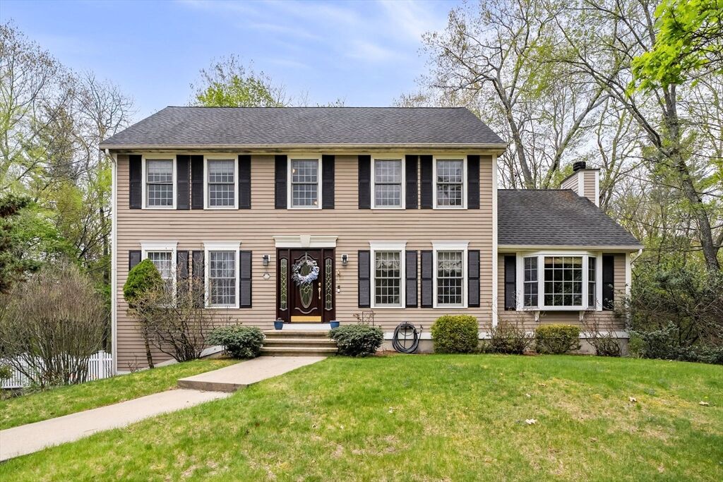 Property Photo:  18 W Parish Ridge Rd  MA 01832 