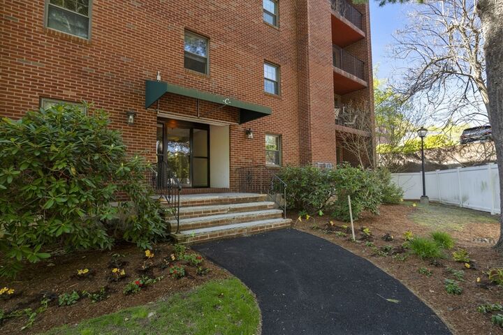 Property Photo:  16 Winter Street 23C  MA 02451 