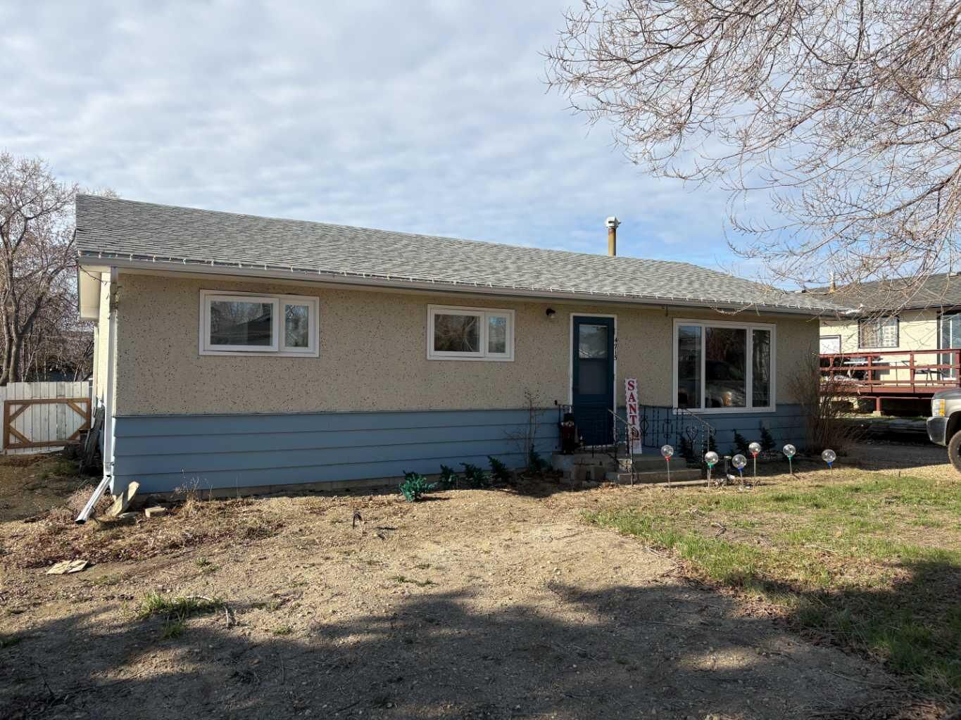 Property Photo:  4715 47 Avenue  AB T0H 1W0 