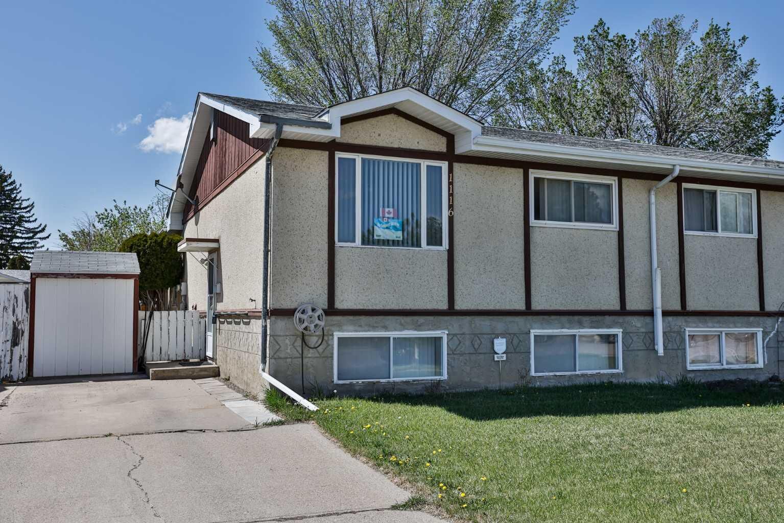 Property Photo:  1116 6 Street N  AB T1H 1Y4 