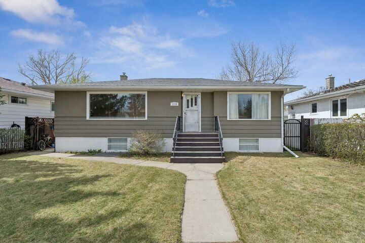 Property Photo:  1115 Radnor Avenue NE  AB T2E 5H7 