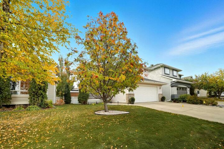 Property Photo:  65 Asmundsen Avenue  AB T4R 2X6 