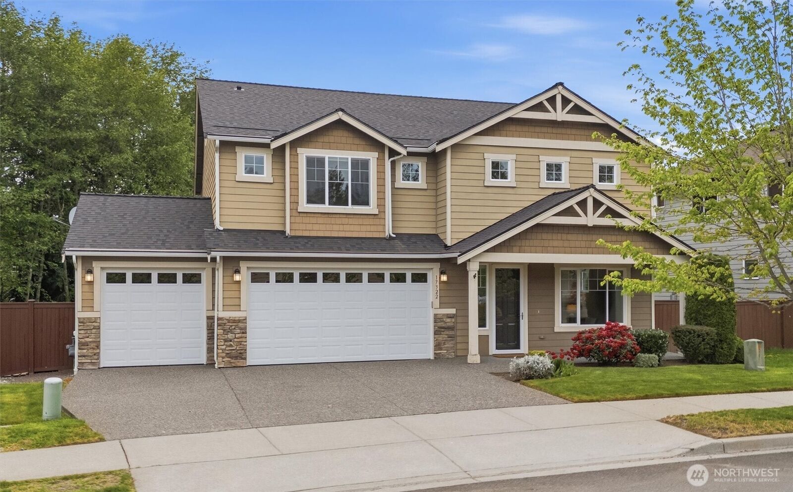 Property Photo: 17322 84th Avenue NE WA 98223